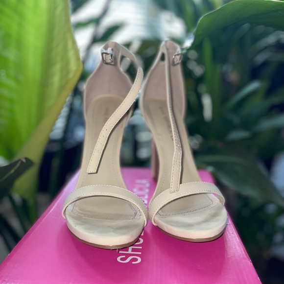 Cream classic sandal - Picture 9 of 9